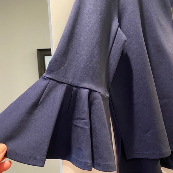 BCBGMaxAzria Navy Blue Flate Sleeve Top - Picture 5 of 6